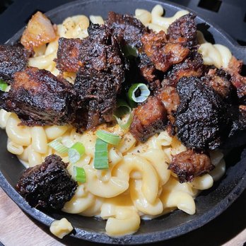 Wolf River Brisket - Smokehouse Mac with burnt ends - Southern Near Me - Germantown, Tennessee Wolf River Brisket - Smokehouse Mac with burnt ends - Southern Near Me - Germantown, Tennessee