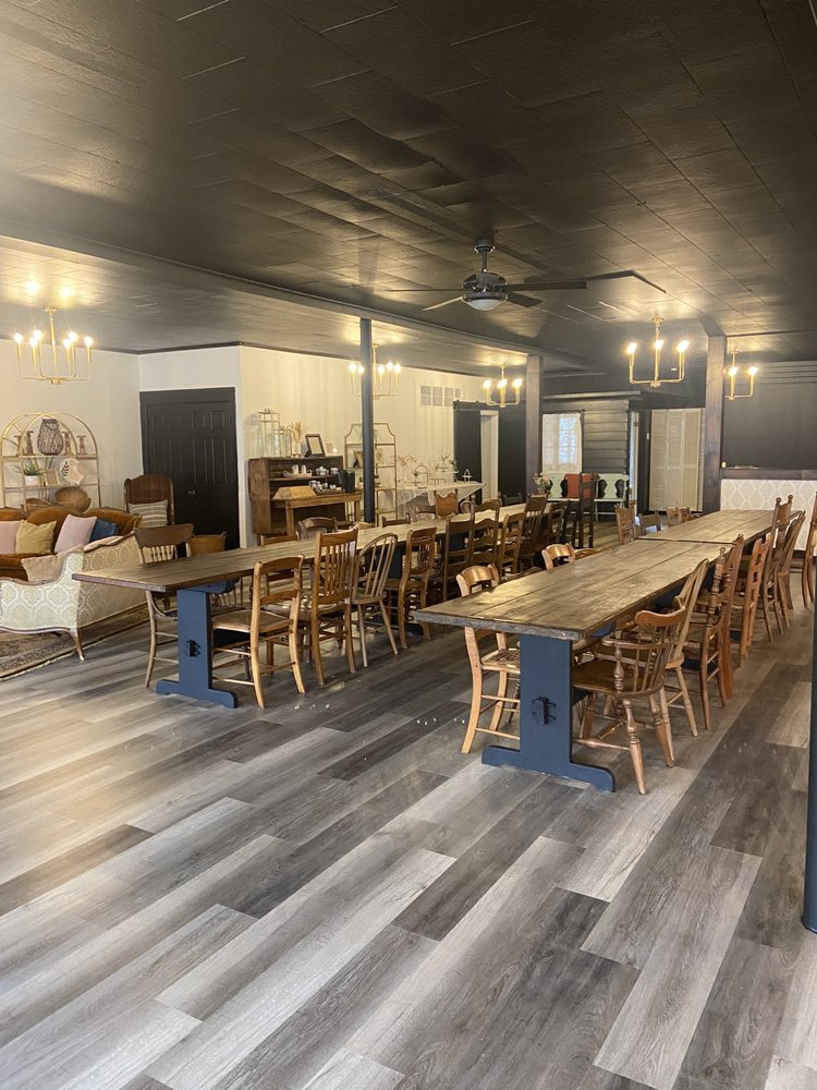 THE 3863 Updated September 2024 14 Photos 303 N First St