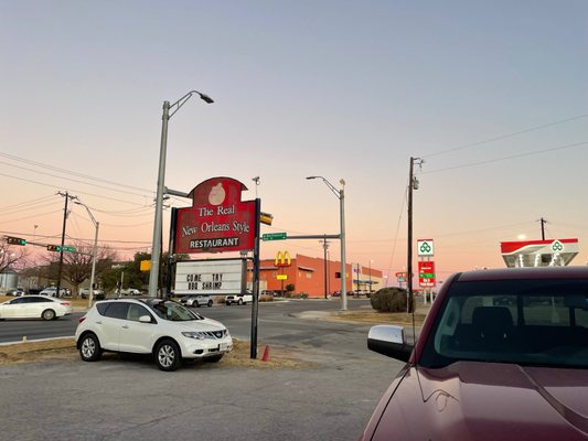 The Real New Orleans Style Restaurant by null