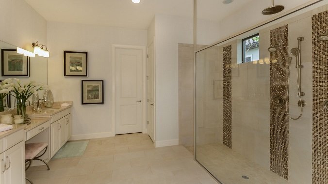 Slide of Esplanade at Hacienda Lakes