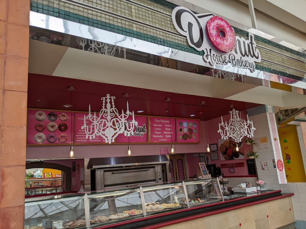 DONUT HOUSE BAKERY OPENING SOON Updated October 2024 750 Sunland