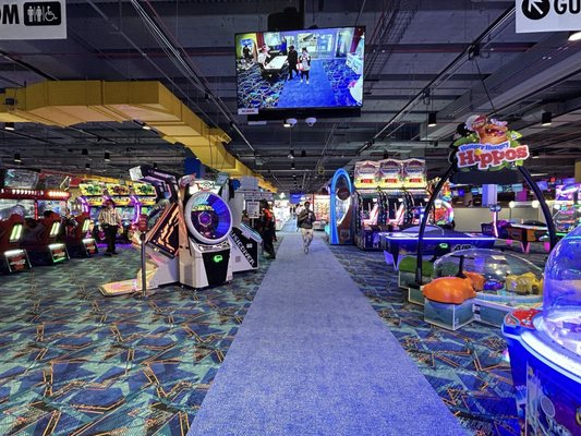 Round1 Bowling & Arcade Stonestown Galleria by null