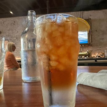 Ghostwriter Public House - Sweet Tea - New American Near Me - Johnstown, Ohio Ghostwriter Public House - Sweet Tea - New American Near Me - Johnstown, Ohio
