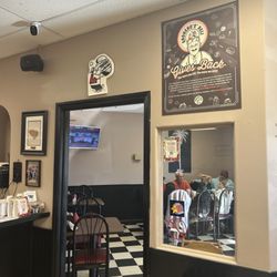 Groucho's Deli - Extra seating /party room