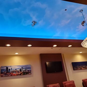 Kelly D. Nails & Spa - Paradise Valley - Cherub sky ceiling--so peaceful and calming - Nail Salons Near Me - Phoenix, Arizona