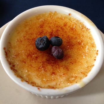 Columns - Creme brulee, brunch dessert - Hotels Near Me - New Orleans, Louisiana Columns - Creme brulee, brunch dessert - Hotels Near Me - New Orleans, Louisiana