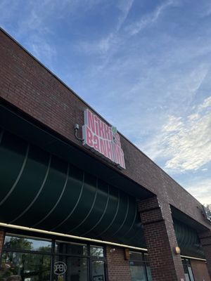 Nikki's Banh Mi Shop by null