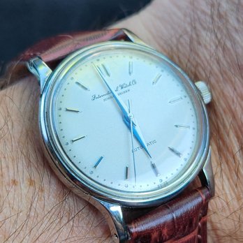 Lukin's Watch & Clock Repair - After repair - no evidence that i damaged it. (The difference in color from the before photo is solely due to lighting) - Watch Repair Near Me - Carmichael, California Lukin's Watch & Clock Repair - After repair - no evidence that i damaged it. (The difference in color from the before photo is solely due to lighting) - Watch Repair Near Me - Carmichael, California