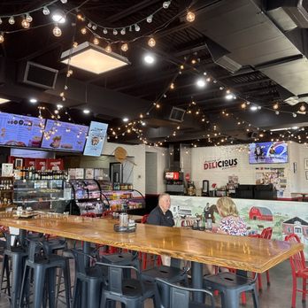 Deli Italiano - Crazy ambience - Pizza Near Me - Great Falls, Virginia Deli Italiano - Crazy ambience - Pizza Near Me - Great Falls, Virginia