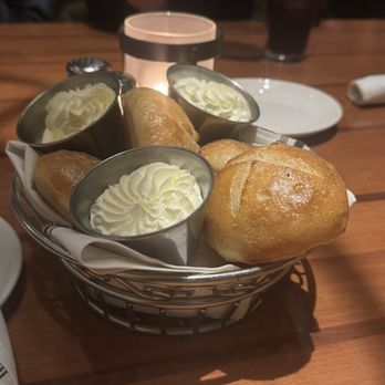 Ivar's Acres of Clams - Sourdough Bread - Seafood Near Me - Seattle, Washington