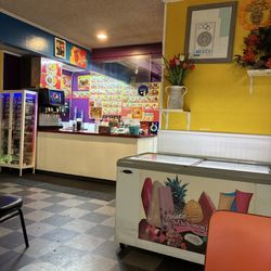 Taqueria Pelayos 3 - Cute little taco place!