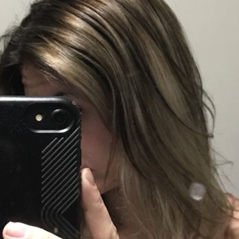 Chicc Hair Studio - Hair Salons Near Me - Hauppauge, New York