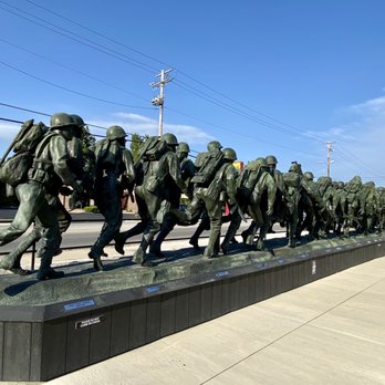Veteran's Memorial Museum - 09.04.20 life-sized 50-man statue known as "Storming the Beach" - Museums Near Me - Branson, Missouri Veteran's Memorial Museum - 09.04.20 life-sized 50-man statue known as "Storming the Beach" - Museums Near Me - Branson, Missouri