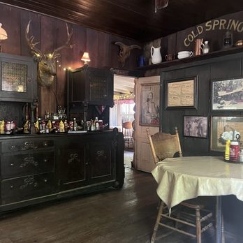 Cold Spring Tavern - American Near Me - Santa Barbara, California