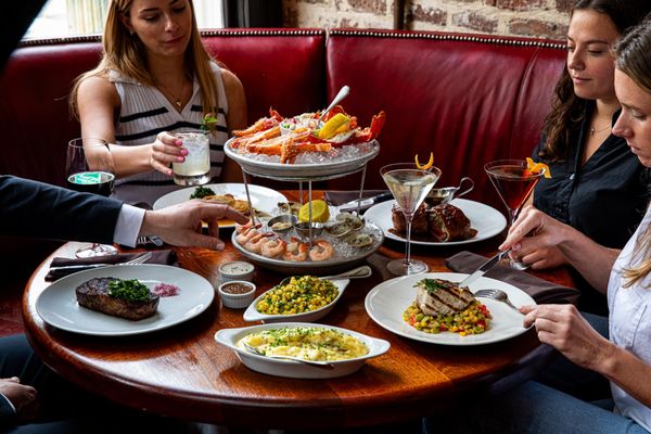 Oak Steakhouse by null