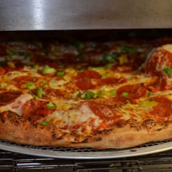 Geno's Pizzeria - Fresh out of the oven