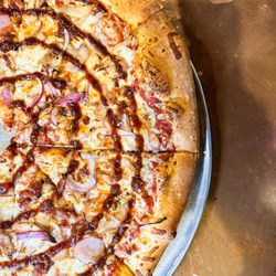 Elevation Pizza - BBQ chicken pizza