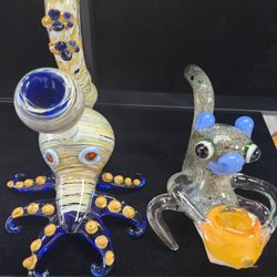 Smoke’N Mountains Smoke Shop