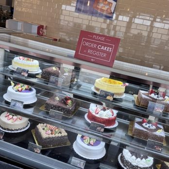 85°C Bakery Cafe-Blalock - Cakes - Bakeries Near Me - Houston, Texas 85°C Bakery Cafe-Blalock - Cakes - Bakeries Near Me - Houston, Texas