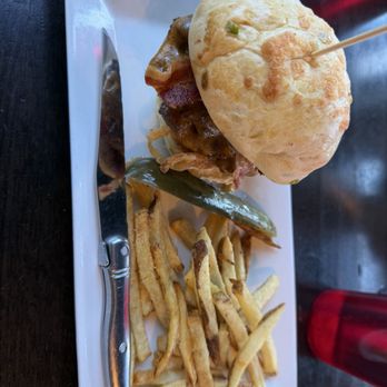 Tuque’s Bar and Grill - Wilfong burger and fries - American Near Me - Snowshoe, West Virginia Tuque’s Bar and Grill - Wilfong burger and fries - American Near Me - Snowshoe, West Virginia