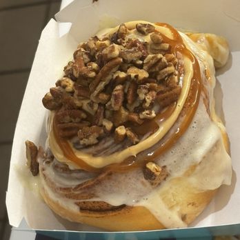 Cinnabon - Classic Roll - Bakeries Near Me - Montclair, California