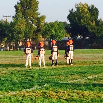 Santa Fe Springs Athletic Fields - Parks Near Me - Santa Fe Springs, California