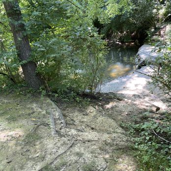 Fox Harbor Hiking Park - Parks Near Me - Prospect, Kentucky