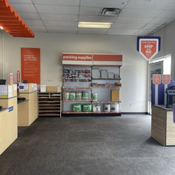 FedEx Office Print & Ship Center