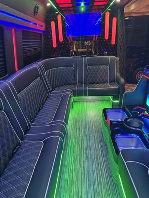 Hourly party Bus Rental - Are you planning a significant event in San Diego? Whether it’s a wedding, corporate gathering, concert, or private celebration, seamless transportation is essential for the success of your special occasion.
However, navigating transportation logistics for large groups can be a headache—coordinating pickups, dealing with traffic, and ensuring everyone arrives safely and on time can often become stressful.
This is where Asorta Transportation’s Special Events Transportation Service comes in. We specialize in providing stress-free, luxurious, and reliable transportation for all types of events across San Diego, from weddings to corporate conferences, ensuring that your guests arrive in style, comfort, and punctuality. Hourly party Bus Rental - Are you planning a significant event in San Diego? Whether it’s a wedding, corporate gathering, concert, or private celebration, seamless transportation is essential for the success of your special occasion.
However, navigating transportation logistics for large groups can be a headache—coordinating pickups, dealing with traffic, and ensuring everyone arrives safely and on time can often become stressful.
This is where Asorta Transportation’s Special Events Transportation Service comes in. We specialize in providing stress-free, luxurious, and reliable transportation for all types of events across San Diego, from weddings to corporate conferences, ensuring that your guests arrive in style, comfort, and punctuality.