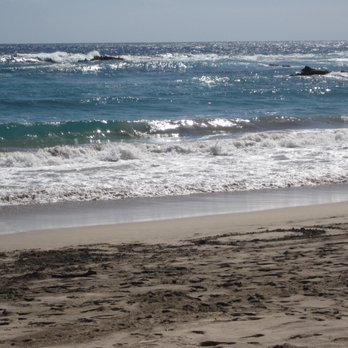 Hamoa Beach - Beaches Near Me - Hana, Hawaii
