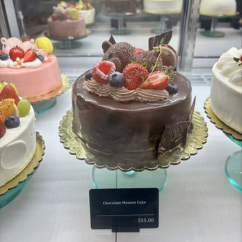Brug Bakery - Bakeries Near Me - Kapolei, Hawaii