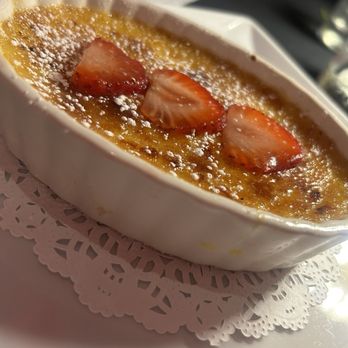 Mangia E Bevi - Creme brulee - Italian Near Me - Massapequa Park, New York