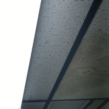 Super 8 by Wyndham Chadron NE - Apparent water damage in ceiling - Hotels Near Me - Chadron, Nebraska