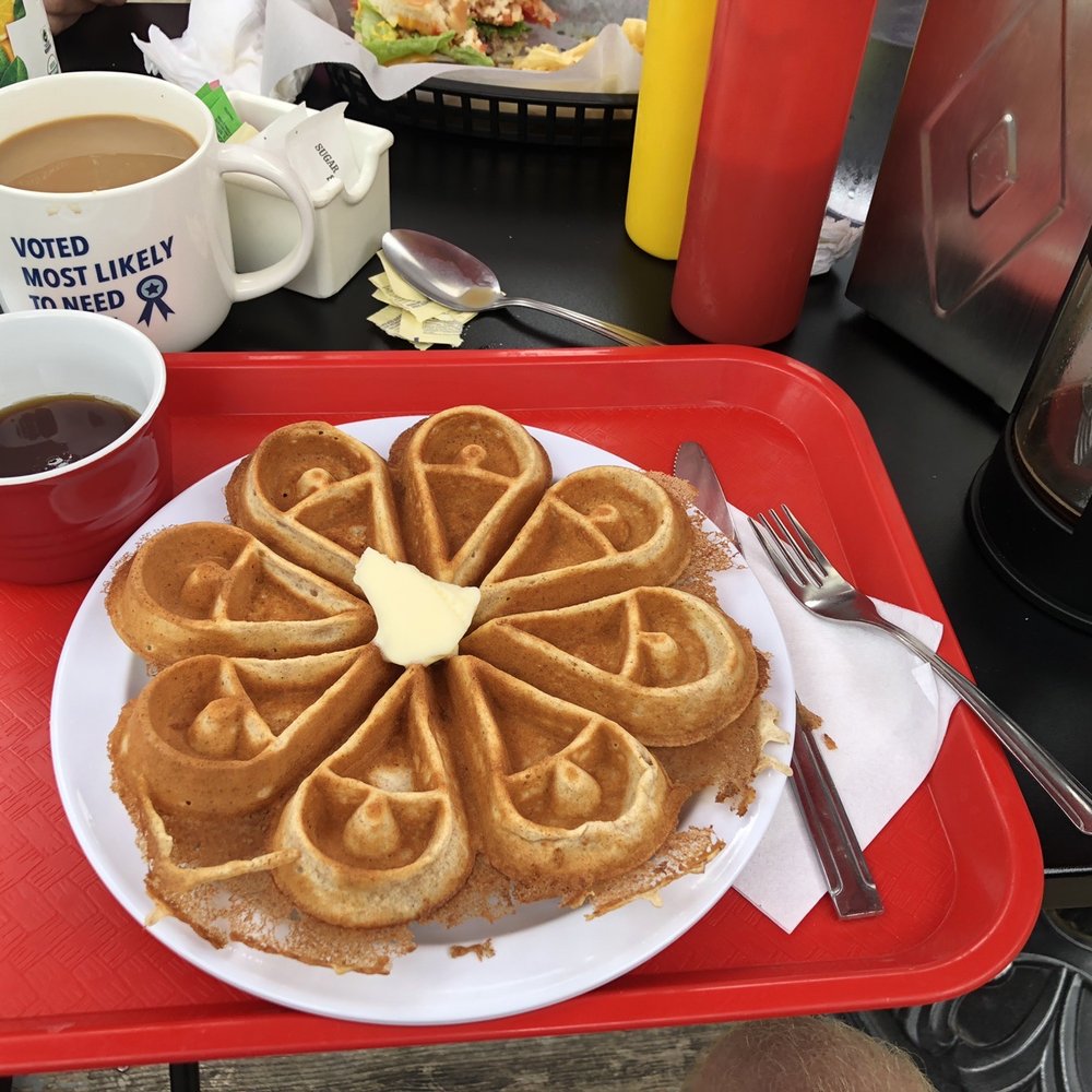 Belgium Waffle made in a cast iron pan. Yummy. Belgium Waffle made in a cast iron pan. Yummy.