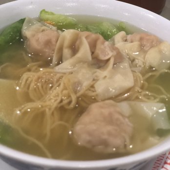 Cafe Colma - Wonton Soup w/ Shrimp - Filipino Near Me - Colma, California