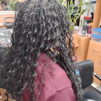 L'Vons Beauty Salon - Boho locs - Hair Salons Near Me - Morrow, Georgia