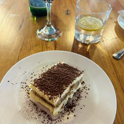 Ardente Pizzeria Napoletana - Pedregal - Tiramisú