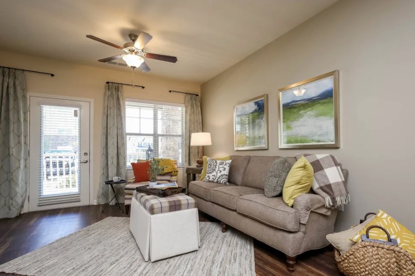 COMMONWEALTH AT 31 APARTMENTS Apartments 2880 Commonwealth Dr