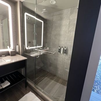 HOTEL FRAYE NASHVILLE, CURIO COLLECTION BY HILTON - Updated February