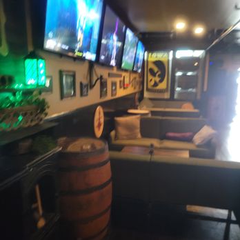 The Pub - Seating Area - Irish Pub Near Me - Austin, Texas