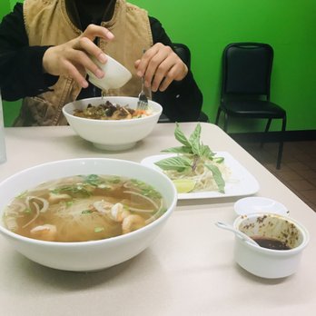 Pho Van - Shrimp Pho with Vermicelli noodles - Vietnamese Near Me - Windsor, Connecticut