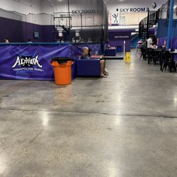 Altitude Trampoline Park Slidell - Party area