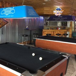 AJ's Bar - Pool tables