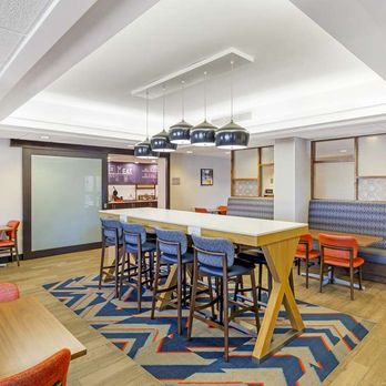 Hampton Inn Mebane - Restaurant - Hotels Near Me - Mebane, North Carolina