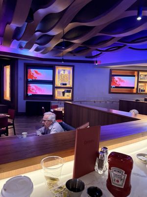 Hard Rock Cafe by null