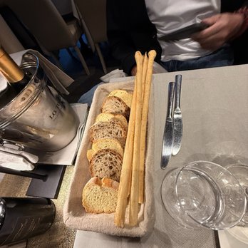 L'Officina del Pesce - Bread and breadsticks to start - Seafood Near Me - Milan, Michigan