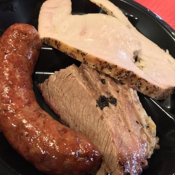 Killen's Barbecue - Sausage, brisket, turkey - Barbeque Near Me - Pearland, Texas