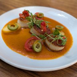 Va de Vi Bistro & Wine Bar - Scallops