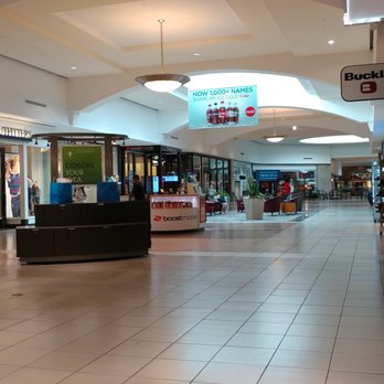 Charlottesville Fashion Square - Charlottesville Fashion Square - Shopping Centers Near Me - Charlottesville, Virginia Charlottesville Fashion Square - Charlottesville Fashion Square - Shopping Centers Near Me - Charlottesville, Virginia