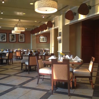 Tarpon House @ Marriott - Restaurant interior - American Near Me - Fort Myers, Florida Tarpon House @ Marriott - Restaurant interior - American Near Me - Fort Myers, Florida